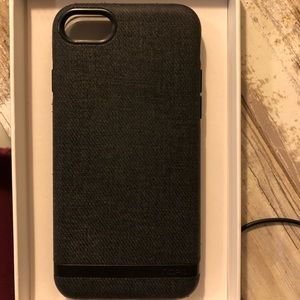 iPhone 7/8 incipio carnaby case